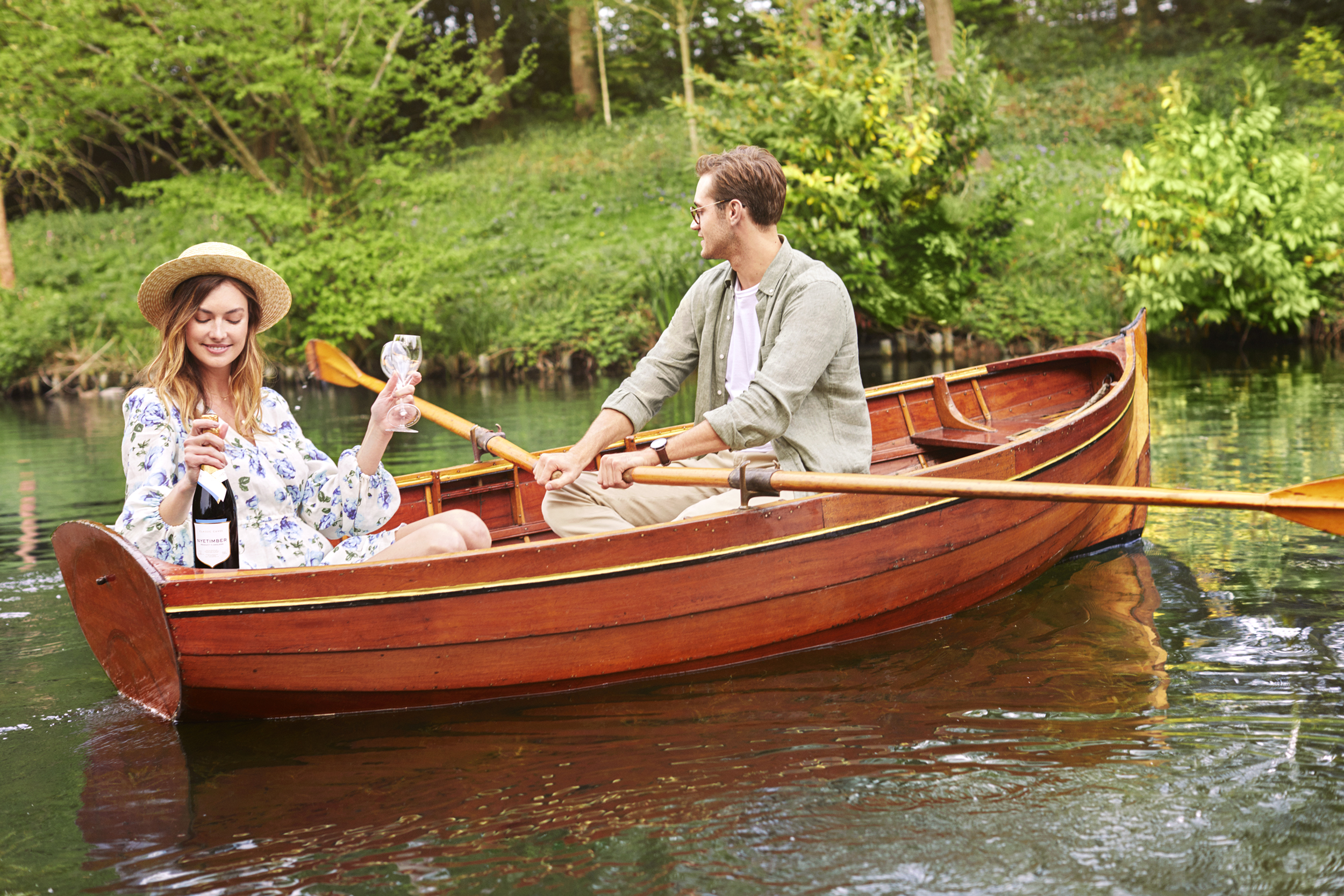 LR1554_SR_NYETIMBER_MAY19_0419_Nyetimber_Shot_05_275_F2