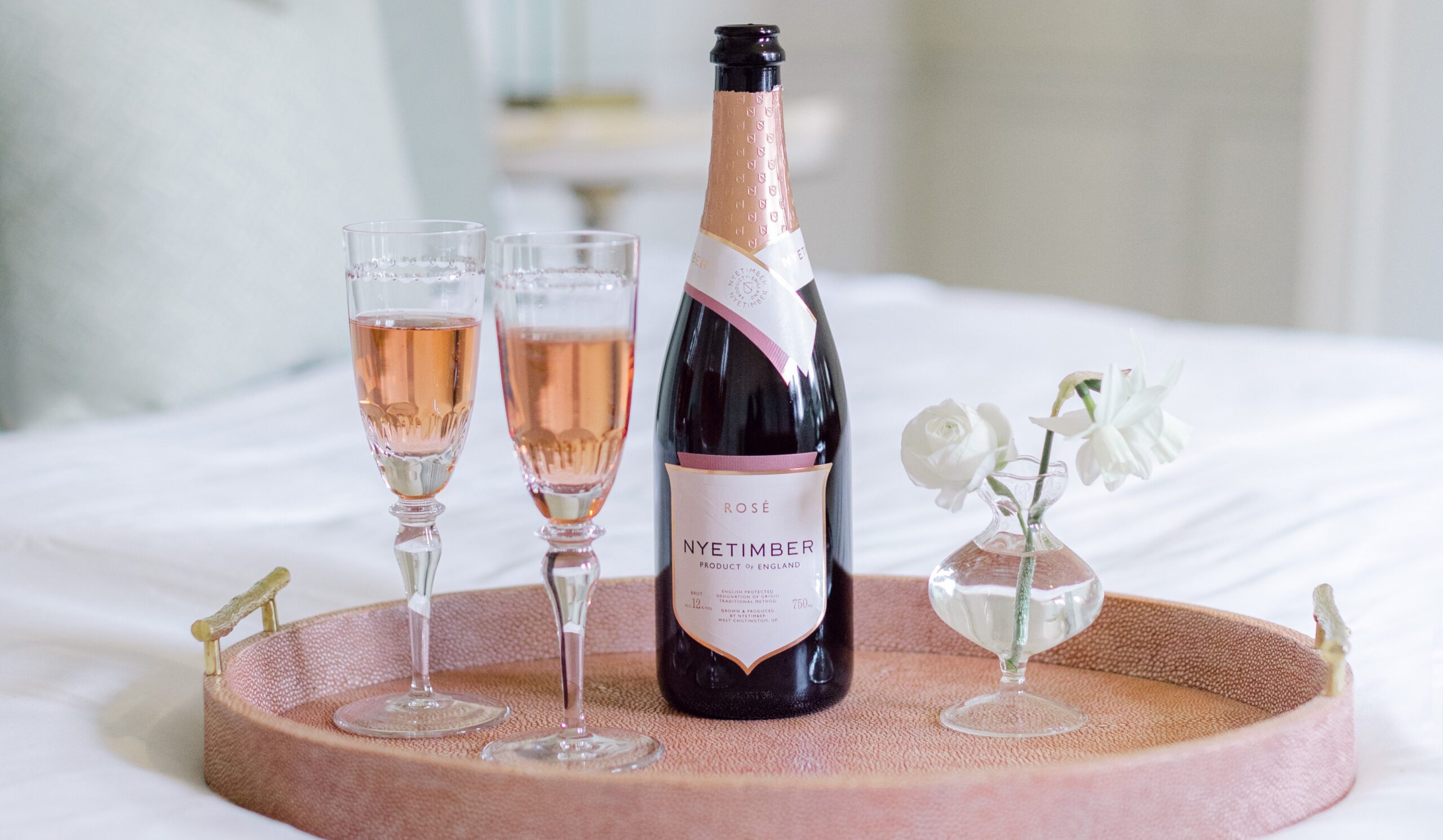 Spring_Weekend_Wedding_Editorial_Elmore_Court_Chloe_Winstanley_211 – Copy (2)
