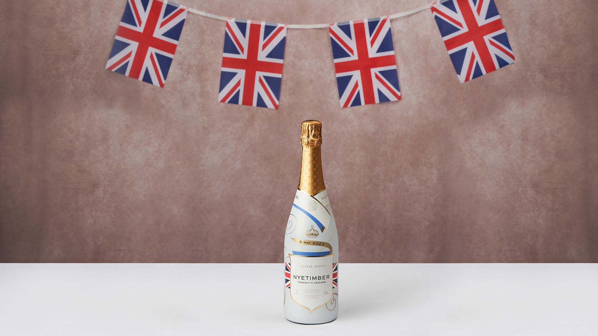 29.033139_16x9_Static